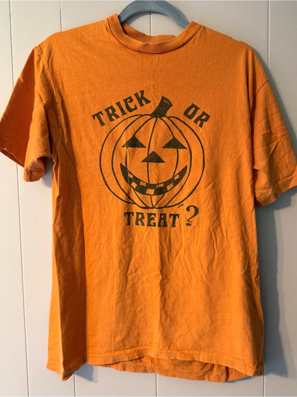 Vintage Single Stitch Trick or Treat Pumpkin Halloween Orange T-Shirt Men’s M/L